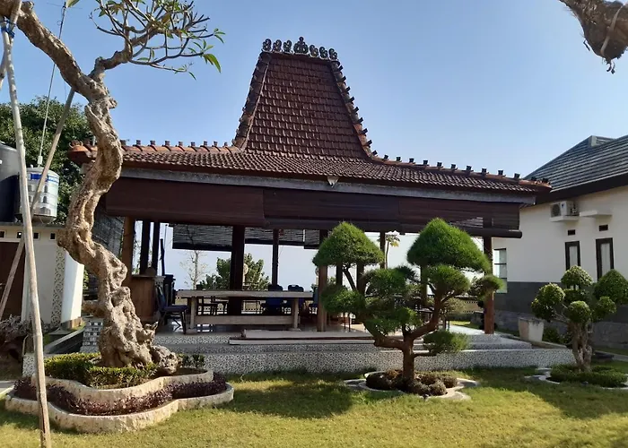 Nusa Virgin House *